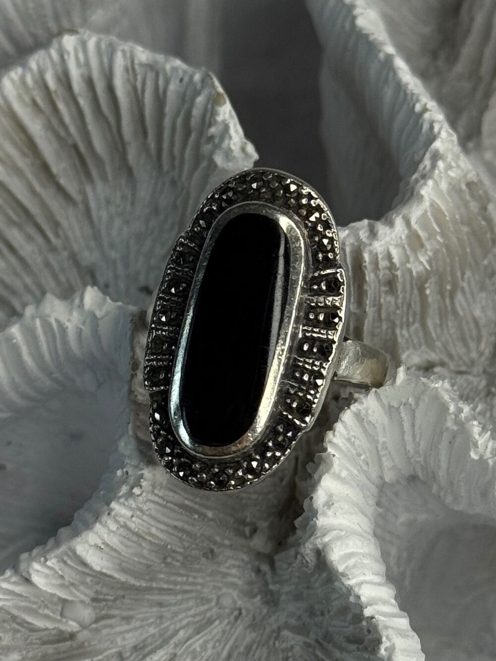 Vintage 925 Sterling Silver Onyx & Marcasite Ring Size 6.5